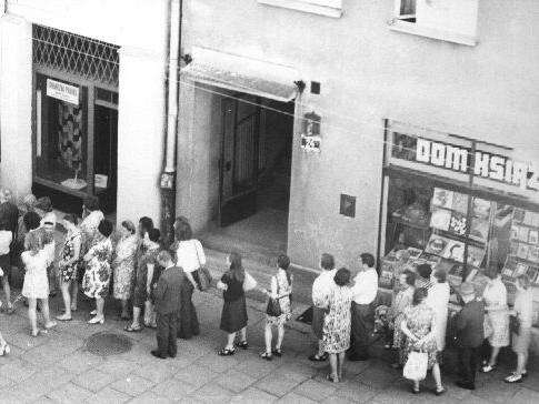 Life in Communist times: was it so much poorer than&nbsp;now?