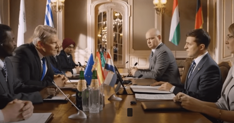 Один год президента Зеленского: разбитые надежды